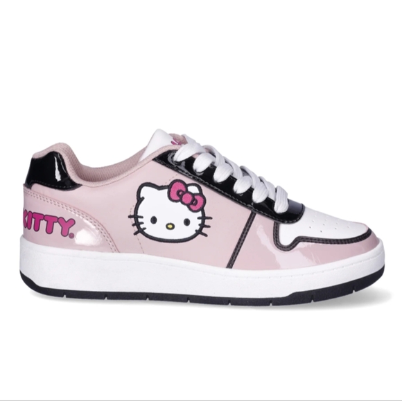 Hello Kitty shoes - Picture 2 of 8